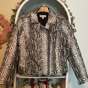 Ladies faux leather jacket